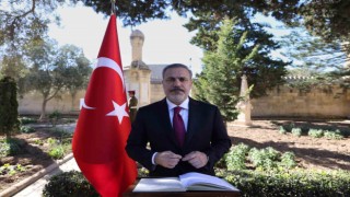 Dışişleri Bakanı Fidan, Maltada Türk Şehitliğini ziyaret etti