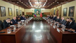 Dışişleri Bakanı Fidan, Venezuelalı mevkidaşı Gil ile görüştü