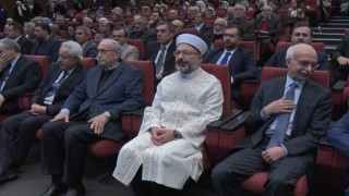 Diyanet İşleri Başkanı Erbaş Ustalara Saygı Paneline katıldı