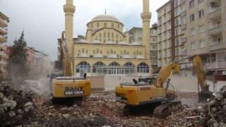 Diyarbakırda yarım asırlık kütüphanenin yıkımı yapıldı