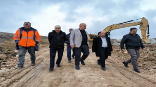 Doğanşehir Erkenek köy konutlarının yapımı sürüyor