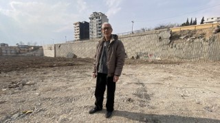 Ebrar Sitesinden sağ çıkan vatandaş konuştu: “Burayı bize depreme dayanıklı diyerek sattılar”