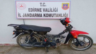 Edirnede motosiklet hırsızları yakalandı