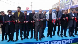 Edremitte AK Partinin seçim koordinasyon merkezi törenle açıldı
