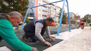 Efeler Belediyesi ekipleri parklarda bakım ve yenileme çalışmalarını sürdürüyor