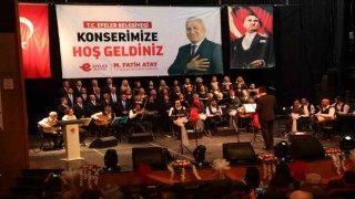 Efeler Belediyesi korosundan müzik ziyafeti