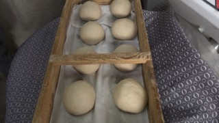 Ercişte geleneksel ekşi maya ile ekmek üretimi