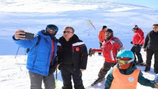 Ergan Dağı Kayak Merkezinde hafta sonu yoğunluğu