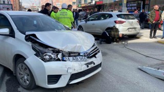Erzincanda 8 araçlı zincirleme kazada 1 kişi yaralandı