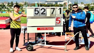 Erzincanlı sporcu ‘Cirit Atmada Türkiye şampiyonu oldu