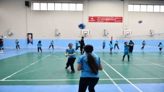 Esenyurt Belediyesinde “Sömestir Şenliği”: Öğrencilere 28 branşta kurs hizmeti verildi