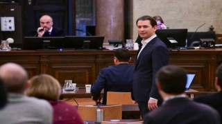 Eski Avusturya Başbakanı Kurz yalan beyanda bulunma suçundan 8 ay ertelemeli hapis cezasına çarptırıldı
