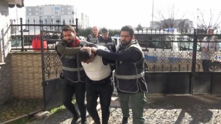 Eski eşinin arkadaşını bıçaklayarak öldüren şahıs adliyede