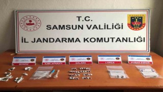 Evlerinde uyuşturucu ele geçen 2 kişi yakalandı