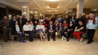 Farklı şehirlerden sanatçılarla bir araya geldi