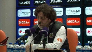 Fatih Tekke: “Skor ne olursa olsun oynamaya çalışmalıyız”