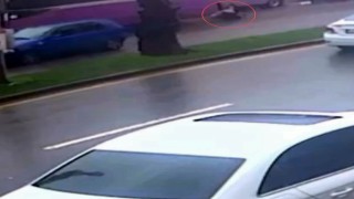 Feci kazanın görüntüleri ortaya çıktı: Otobüs kadının üzerinden böyle geçmiş