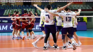 Fenerbahçe, Kupa Voleyde yarı finale yükseldi