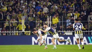 Fenerbahçe yenilmezlik serisini 16 maça çıkardı
