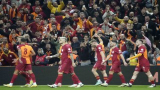 Galatasaray ligdeki yenilmezliğini 13 maça çıkardı