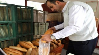 Gedizde ekmek fiyatı düşürüldü