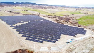 Gedizde güneş enerji santrali elektrik üretimine başladı