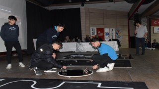 Geleceğin bilim insanları yarışmada hünerlerini sergiledi