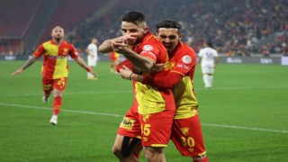 Göztepeli Billel Messaoudi, parlamaya devam ediyor