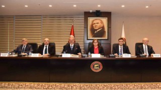 GSO Şubat Ayı Meclis Toplantısı, Büyükşehir Belediye Başkanı Fatma Şahinin katılımıyla yapıldı
