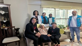 Hastane yöneticileri evde tedavi gören hastaları yalnız bırakmadı