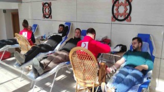 Havalimanı personelinden kan bağışı