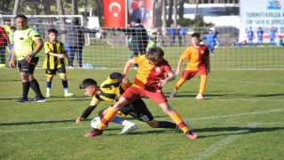 Hayallerinin takımına Antalyada rakip oldular