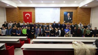 HKÜde “Türkiye Yüzyılında Mühendislik Eğitimi” konferansı