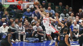 Houston, Phoenixi devirirken, Alperen Şengünden double-double geldi
