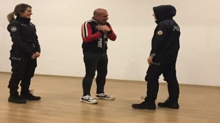 İncirliovada polislere yakın savunma eğitimi verildi