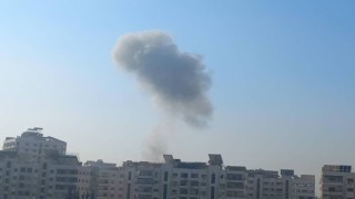 İsrail, Şamda yüksek güvenlikli mahalleyi vurdu: 2 ölü