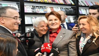 İYİ Parti lideri Akşener, Yenimahallede esnafı ziyaret etti