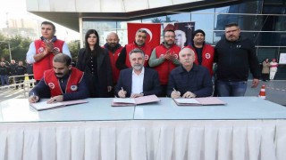 İzmir'de en yüksek işçi maaşı Bayraklı Belediyesinde