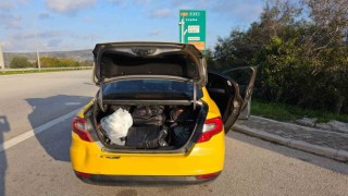 İzmirde jandarmadan göçmen kaçakçılığı operasyonu: 9 kişi yakalandı