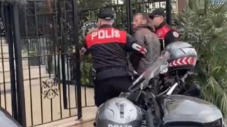 İzmirde motosikletli polislerden sıkı denetim: 106 gözaltı
