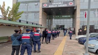 Jandarma Mersinde suç ve suçluya geçit vermedi