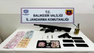 Jandarmadan uyuşturucu tacirlerine operasyon: 6 gözaltı