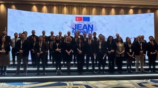Jean Monnet mezunları Ankaradaki sertifika töreninde buluştu