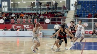 Kadınlar Bölgesel Basketbol Ligi: Düzce Atletik: 66 - Dicle 21: 62