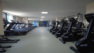Kağıthanede Çeliktepe Spor Merkezi hizmete açıldı