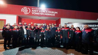 Kahramanmaraş merkezli meydana gelen depremlerde hayatını kaybedenler 04.17de anıldı