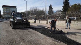 Kaldırım ve asfalt çalışmaları devam ediyor