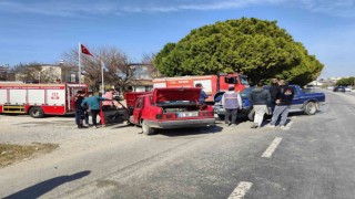 Kamyonetle otomobil kafa kafaya çarpıştı: 1i ağır 3 yaralı