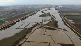 Karamenderes Çayının taşmasıyla sular altında kalan tarlalar dronla görüntülendi