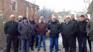 Kars CHPde başkan ve yönetime partililerden tepki